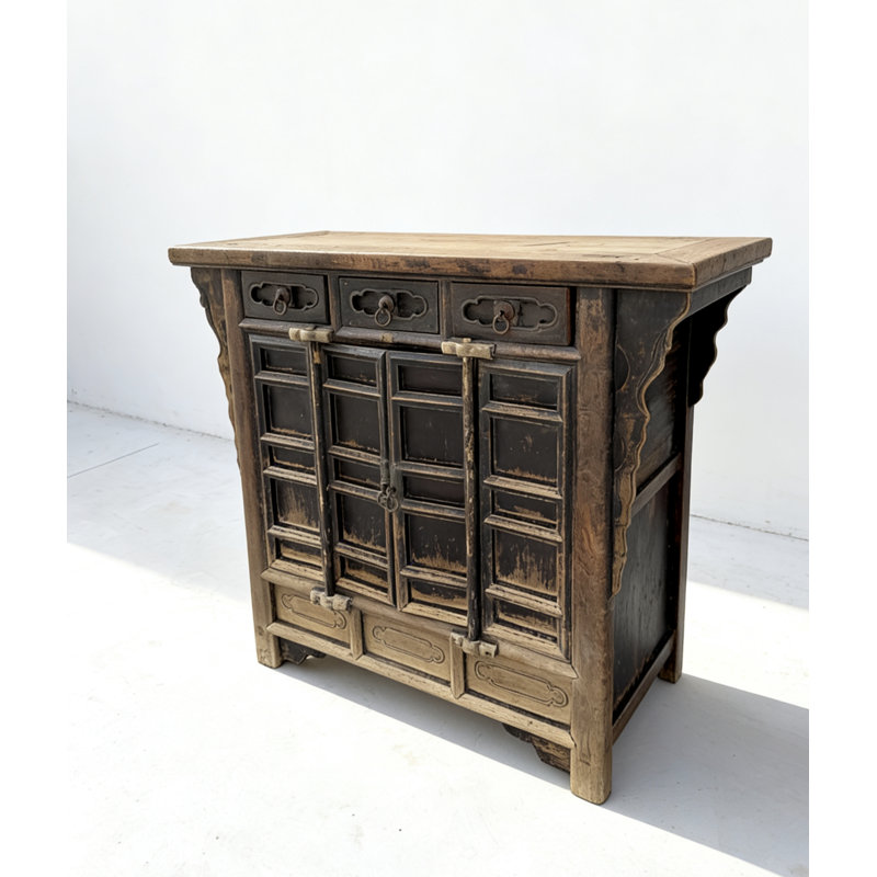 17th Century Elm Cabinet
