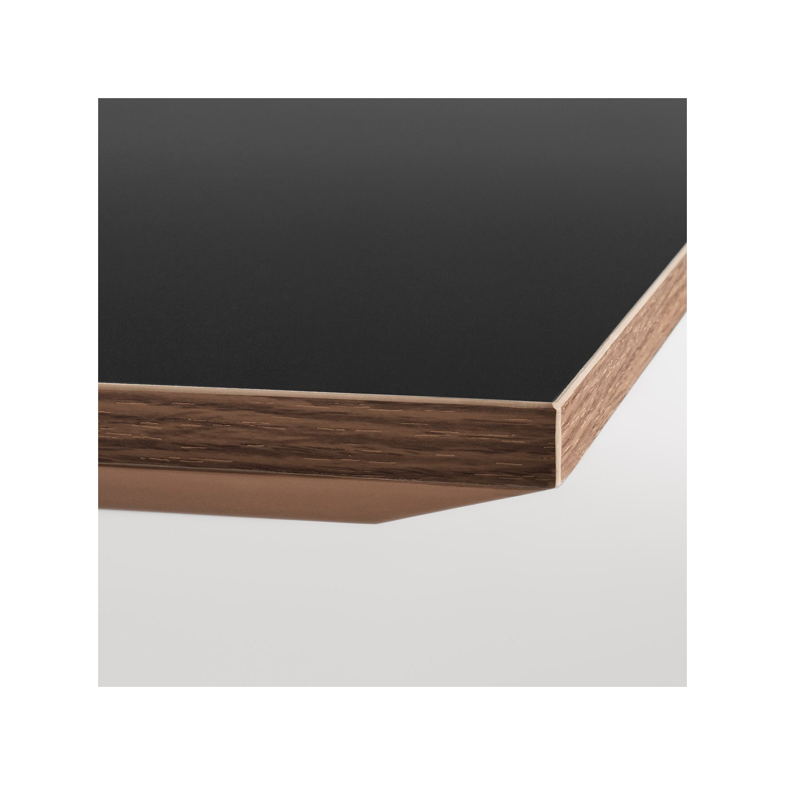 Easy 32'' Dining Table, Matte White, Black
