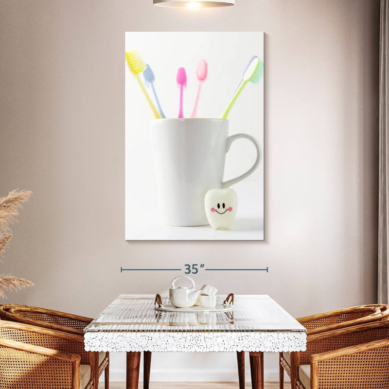 Alcaraz Toothbrush Mug, 51" H x 34" W