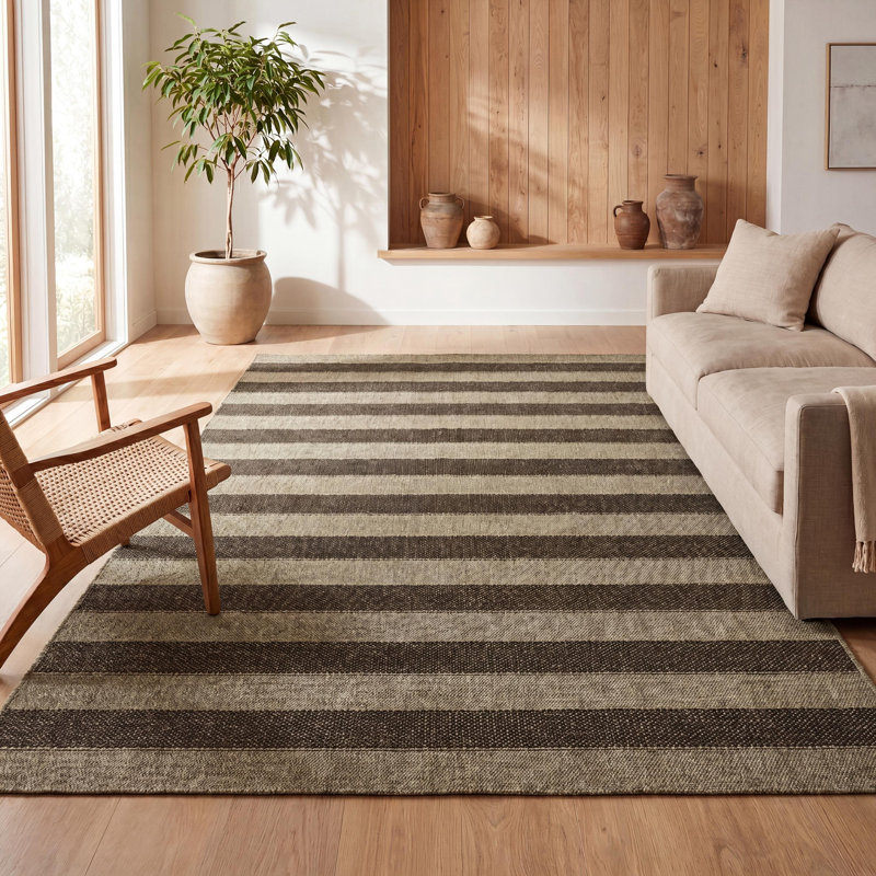 Tapis intérieur / extérieur à rayures géométriques Sutton Easy Jute, Naturel / brun, Rectangle 5 pi 2 po x 7 pi 7 po