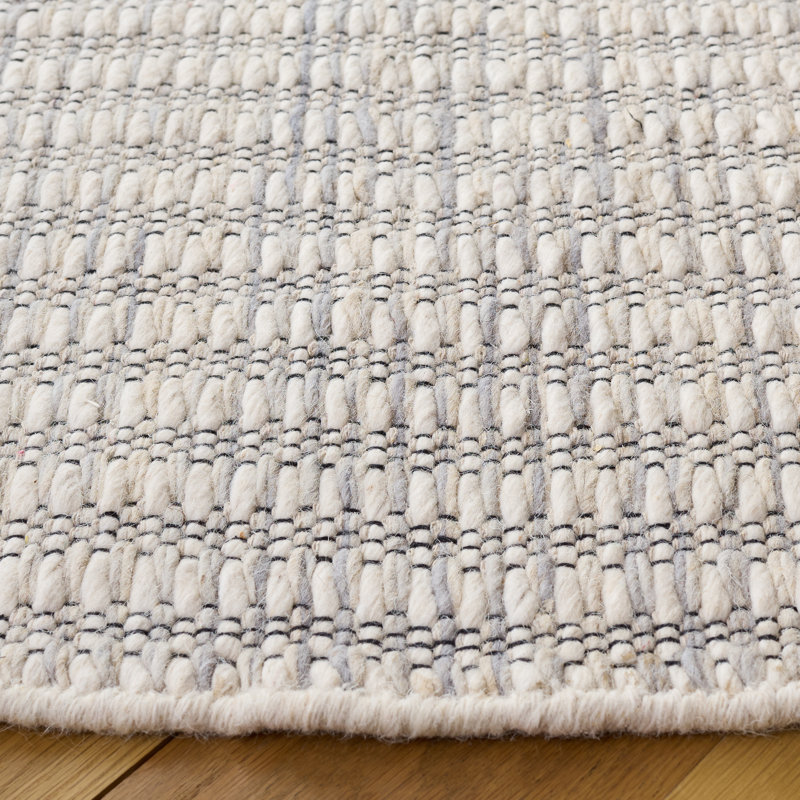 Natura Hand Woven Wool No Pattern Rug, Round 6'