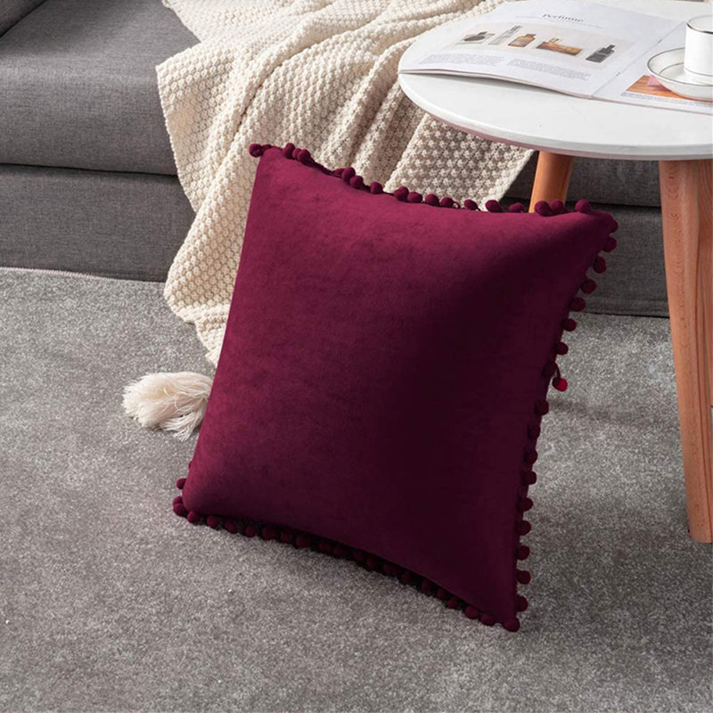 (Couvertures seulement) Ensemble de 2 housses de coussin 2 tailles Pom-Poms, H 20 po x l 20 po, Rouge vin