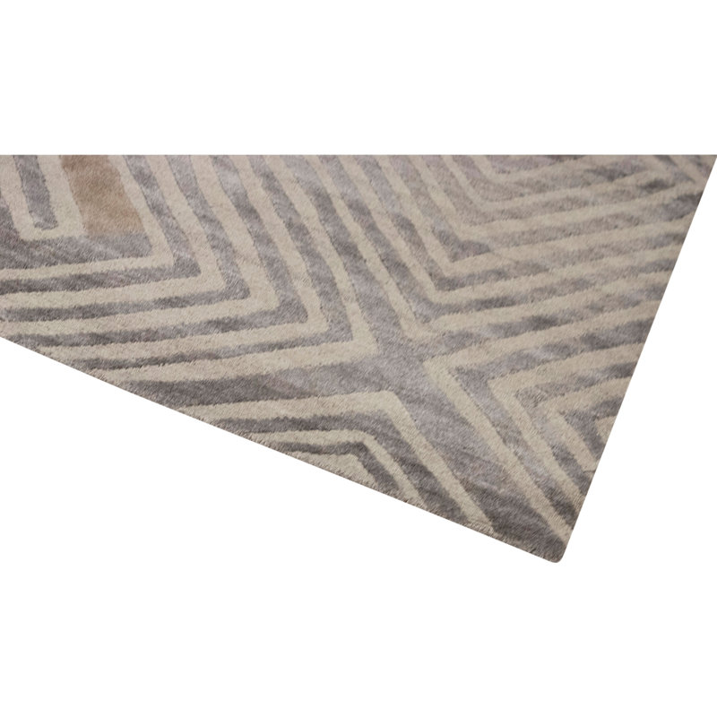 Hand Knotted Area Rug in Light Brown And Nutneg