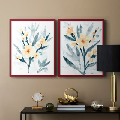 «Indigo & Blush Bouquet I», reproduction encadrée de qualité supérieure - prête à être accrochée - aucun clou requis - aucun clou requis