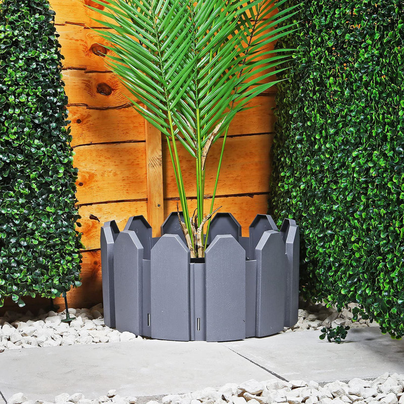 Gratz 114.3cm H x 88.9cm W Grey Composite Lawn Edging