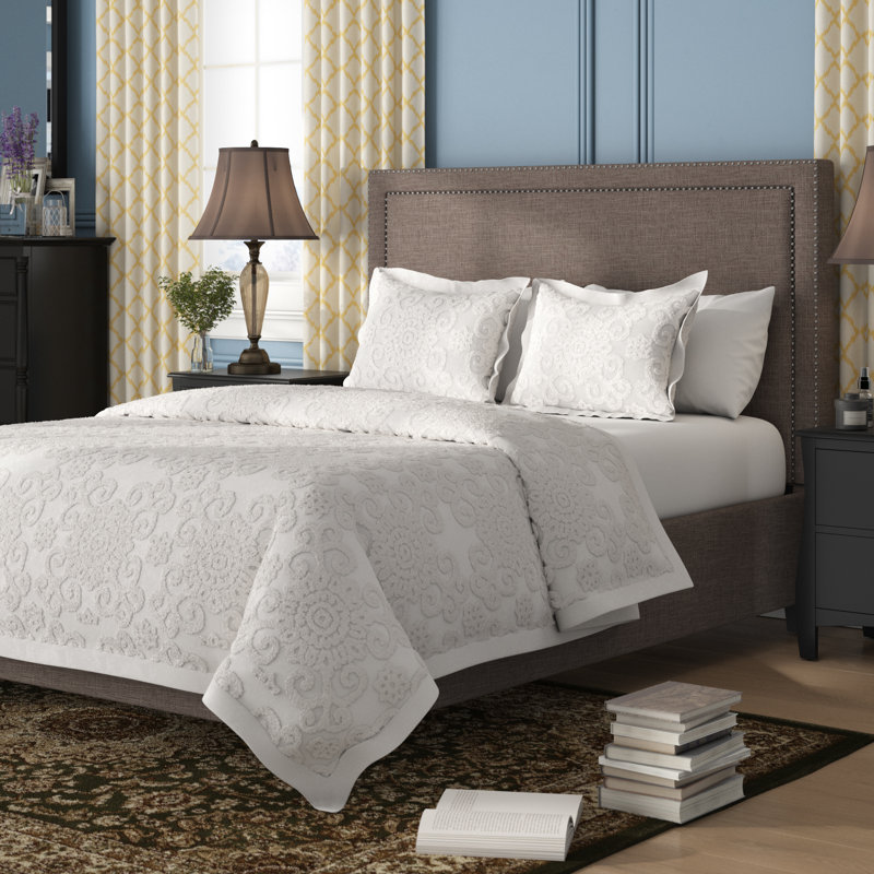 Suzanna 100% Cotton Comforter Set with Tufted Medallions, Ivory, King Comforter + 2 King Shams