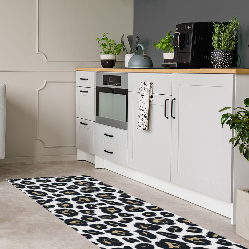 Animal Print Indoor Rug, Runner 2'6" x 8'