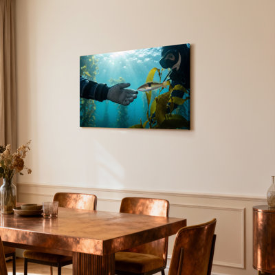 Ensemble de 1 tableau sur toile représentant un plongeur sous-marin et des poissons