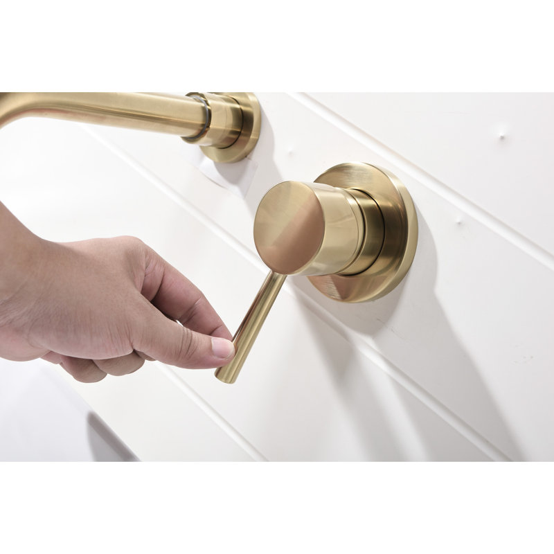 Robinet de lavabo mural en nickel brossé avec bonde escamotable, poignée simple pour un contrôle pratique du débit d'eau, aérateur lisse, gestion efficace de la salle de bain en acier inoxydable rouille, conception d'éclaboussures,