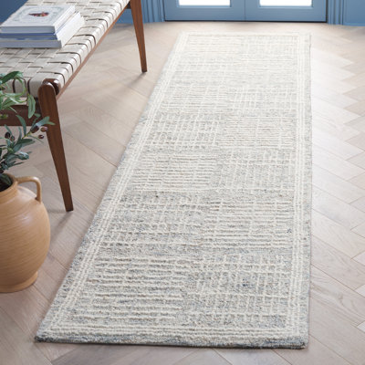Tapis géométrique en coton touffeté à la main à motif abstrait gris foncé / ivoire Wenee