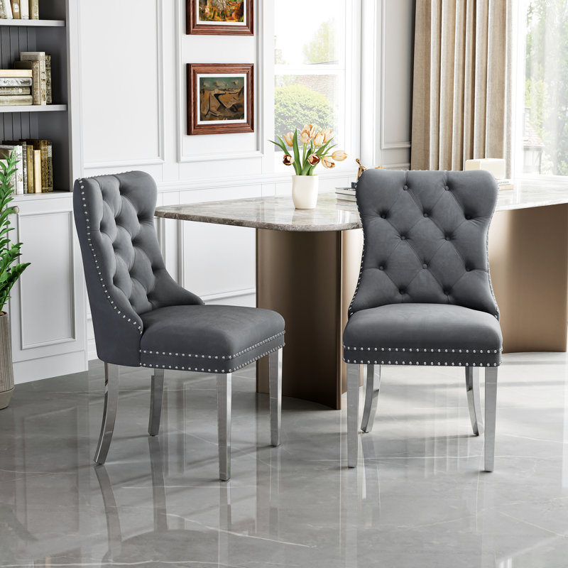 Chaise rembourrée à oreilles Pamela, Argent, Gris