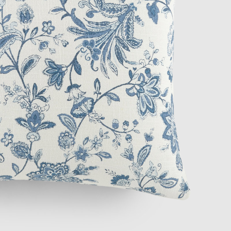 Rodanthe Cotton Decor Throw Pillow in Jacobean, Blue