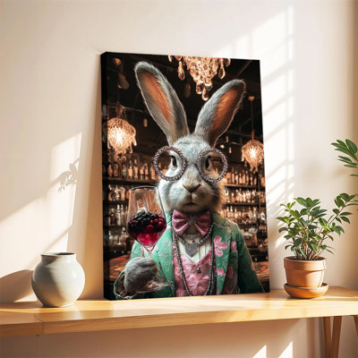 Lapin élégant et fantaisiste tenant un verre de vin dans un bar, grande toile tendue sur châssis pour salon ou chambre