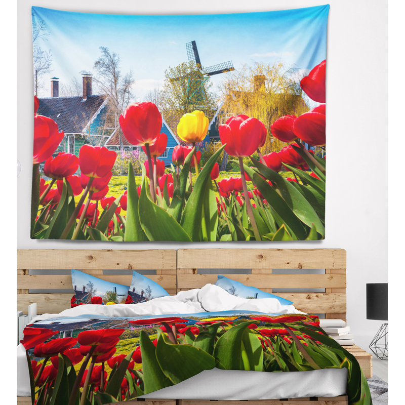 Tapisserie de tulipes florales dans le village des pays-bas, H 32 po x l 39 po