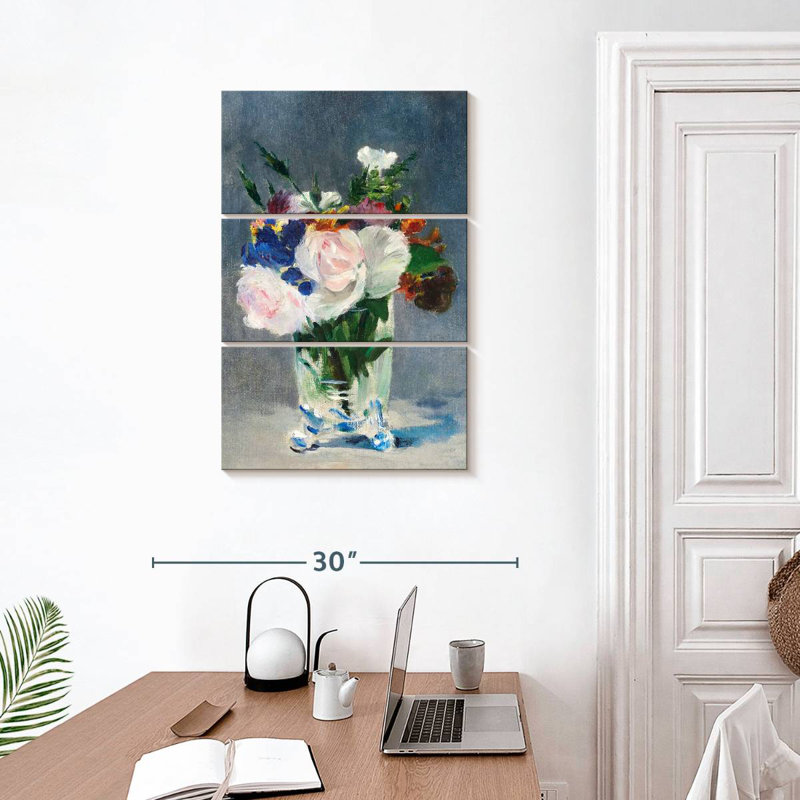 Fleurs Harnek dans un vase en cristal 1882, H 32 po x l 20 po