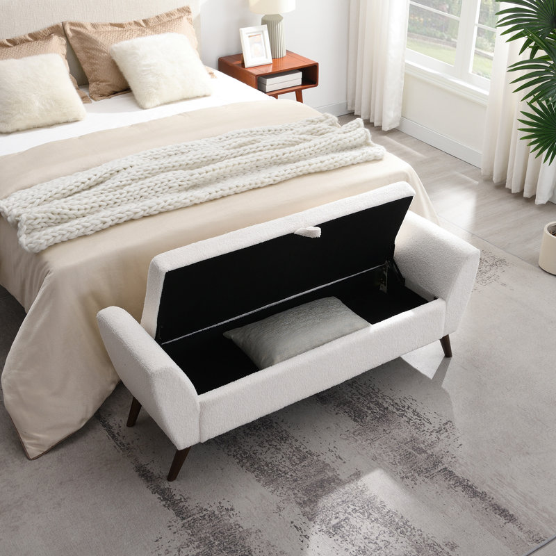 Banc de rangement moderne de 60 po avec pieds en bois Mid-Centruy, Cream