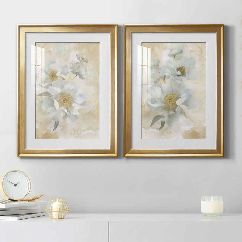 Douces pivoines I - ensemble de 2 reproductions d'art, Blanc, H 18,5 po x l 49 po x P 1,5 po, Papier encadré doré