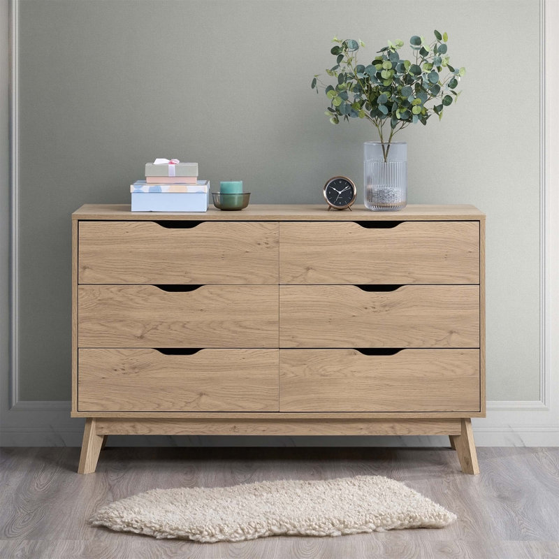 Commode horizontale en bois manufacturé à 6 tiroirs