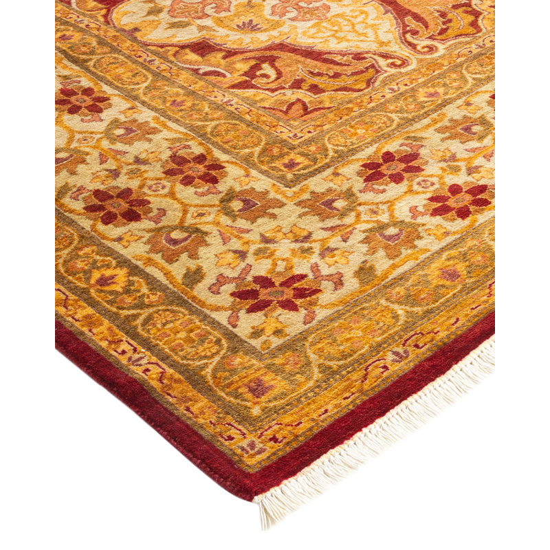 Classic One-of-a-Kind 5' 3" X 6' 1" Hand Knotted Area Rug