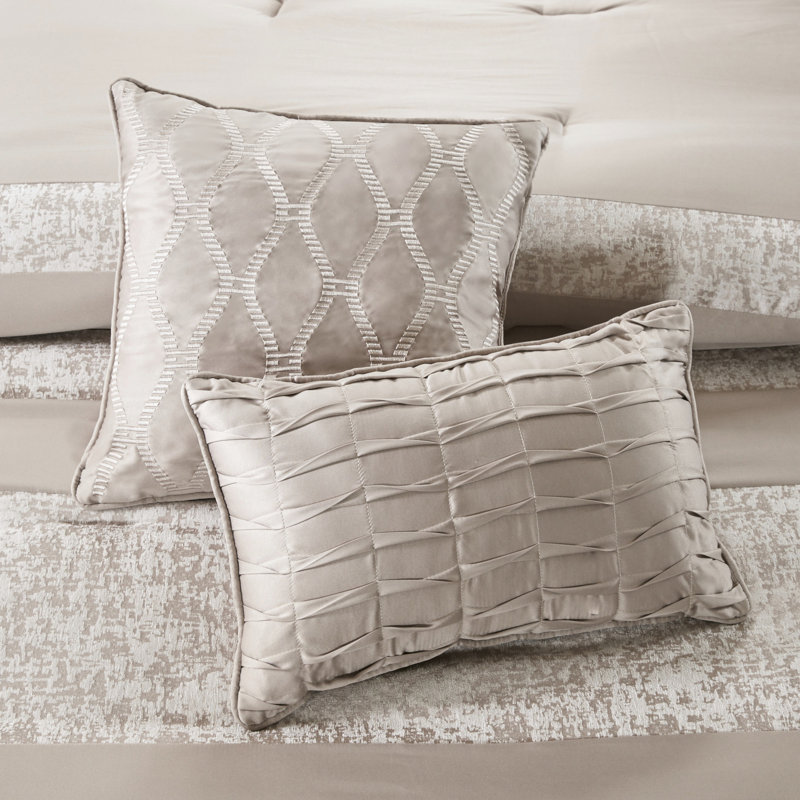 Ensemble d'édredon de luxe 7 pièces en chenille - très grand lit taupe, Édredon de très grande taille et 6 pièces suppl