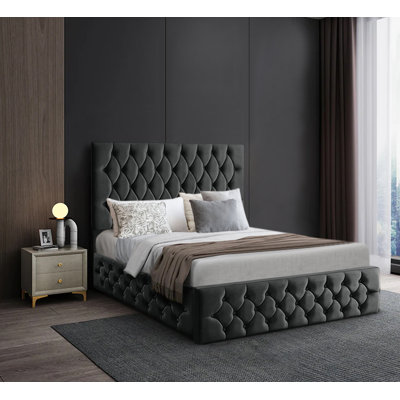 Barcley Upholstered Bed