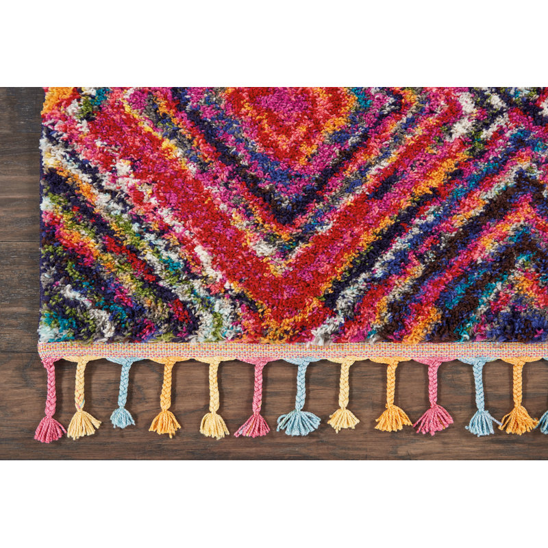 Tapis rouge Lucina Tribal, Rectangle 5 pi 3 po x 7 pi 9 po