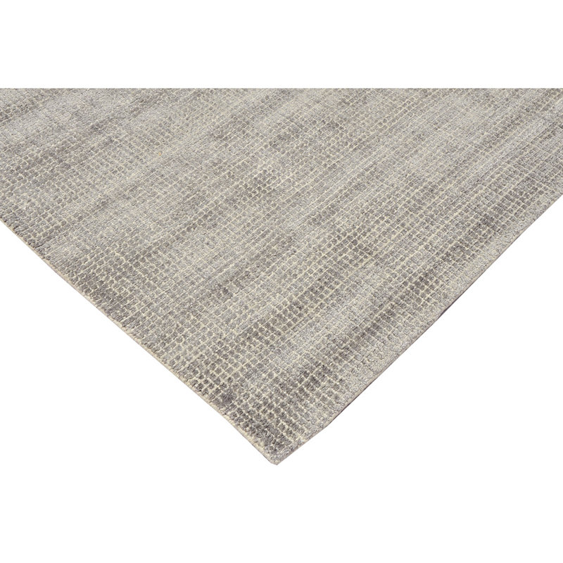 Floral Area Rug in Gray/White, Rectangle 8' x 10'