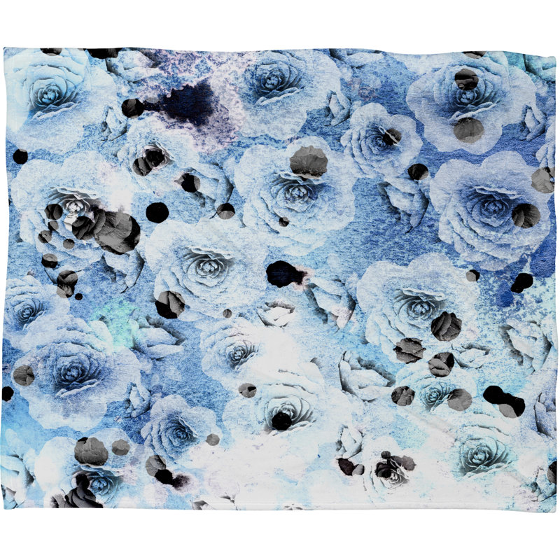 Cayenablanca Knitted Throw Blanket, Medium