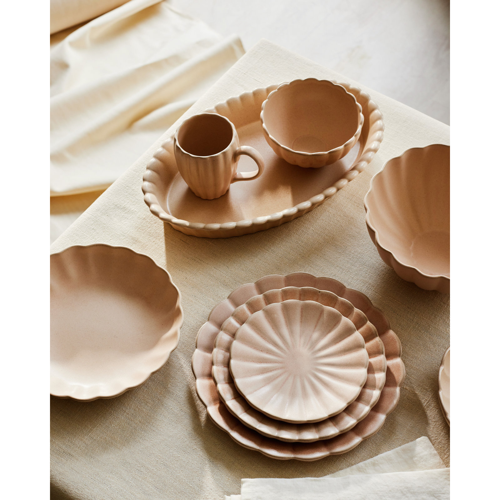 Canvas Home Lafayette Salad Bowl, Pink