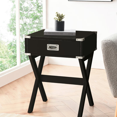 Table carrée noire avec tiroir, attrait rustique de plateau en bois et d'éléments en métal, support en «X» fiable pour la chambre à coucher 1, coins de rangement pratiques, bureau stable