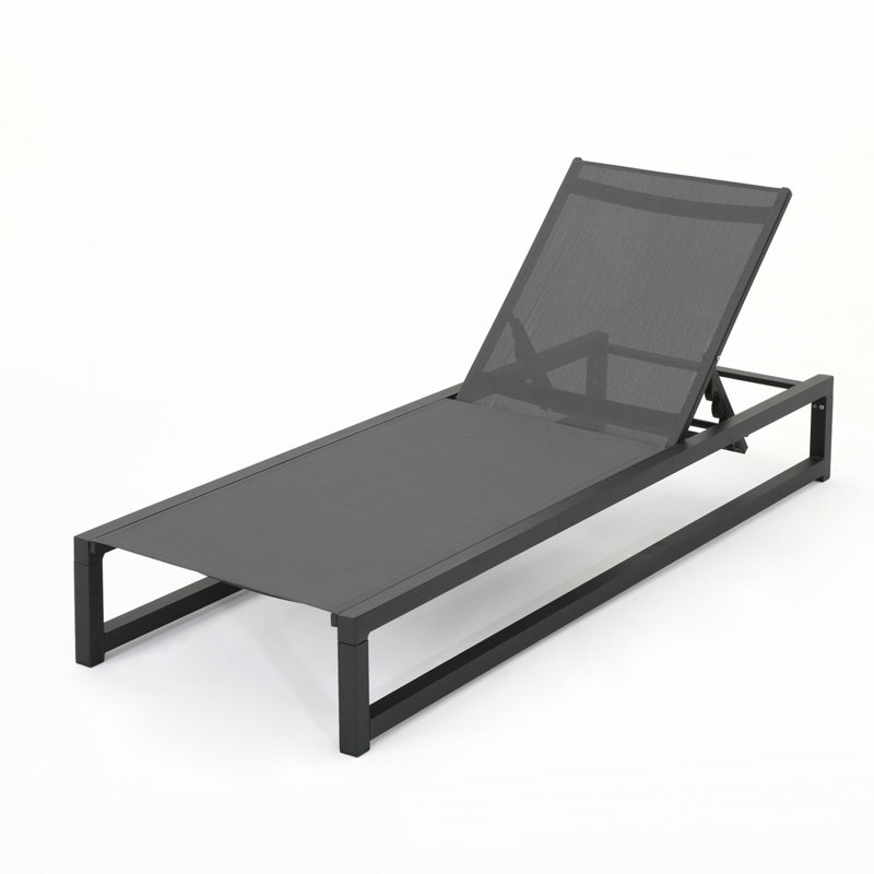 Chaise longue d'extérieur avec structure en aluminium durable réglable à 5 niveaux et filet en polyester enduit de PVC