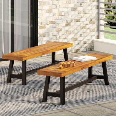 Paire de bancs de salle à manger d'extérieur en métal brun rustique et aspect industriel moderne avec bancs à lattes en métal, bois