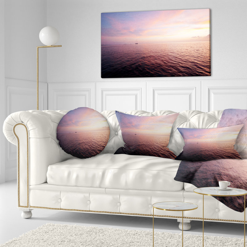 Coussin lombaire "beach cloudy seascape view"