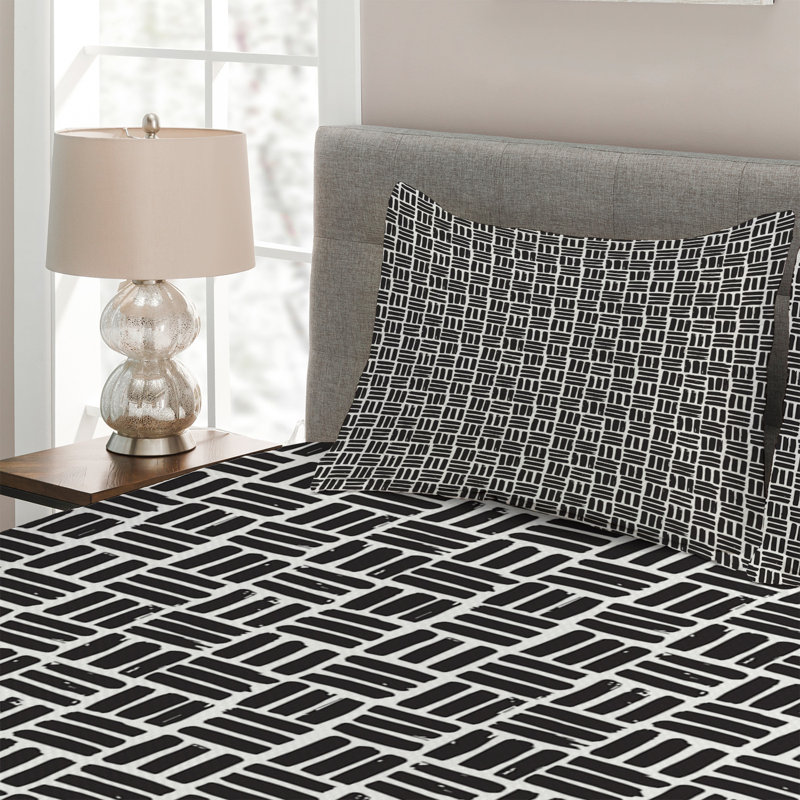 Modern & Contemporary Geometric Shapes Coverlet, King Bedspread + 2 Shams