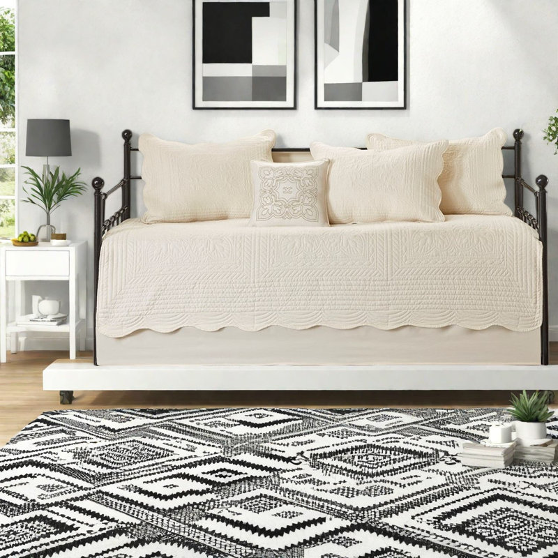 Reversible 6 Piece Bedding Sets, Polyester Farmhouse Daybed Guest Home