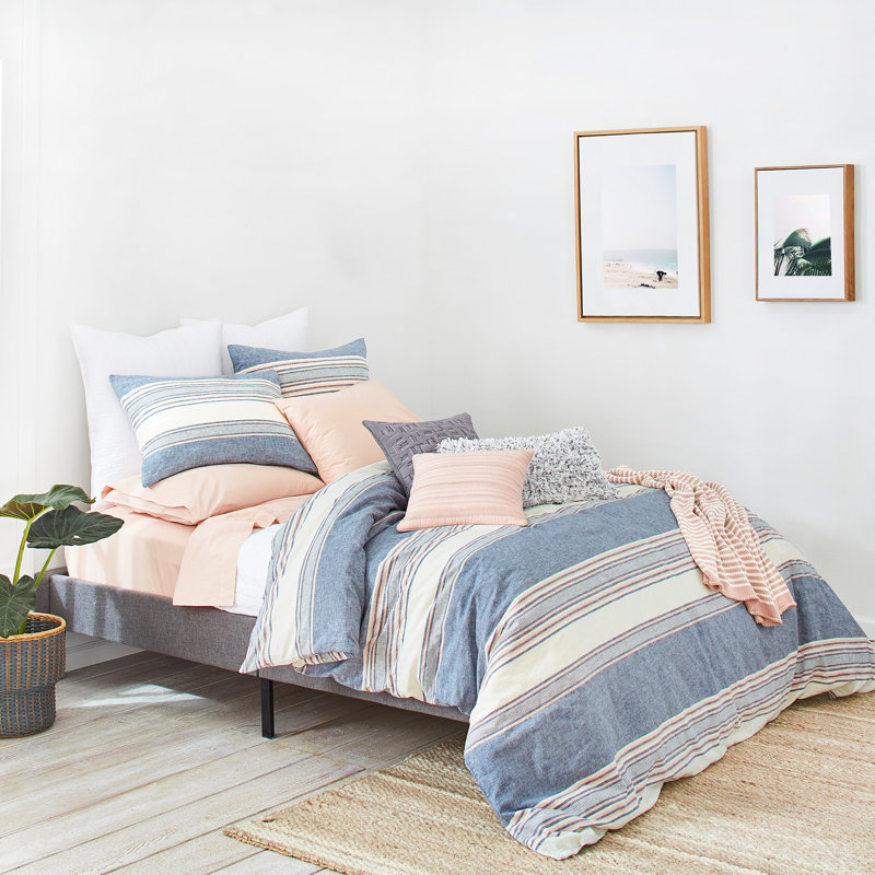 Splendid Tuscan Stripe Linen/Cotton Blend Duvet Cover Set, King Duvet Cover + 2 Shams