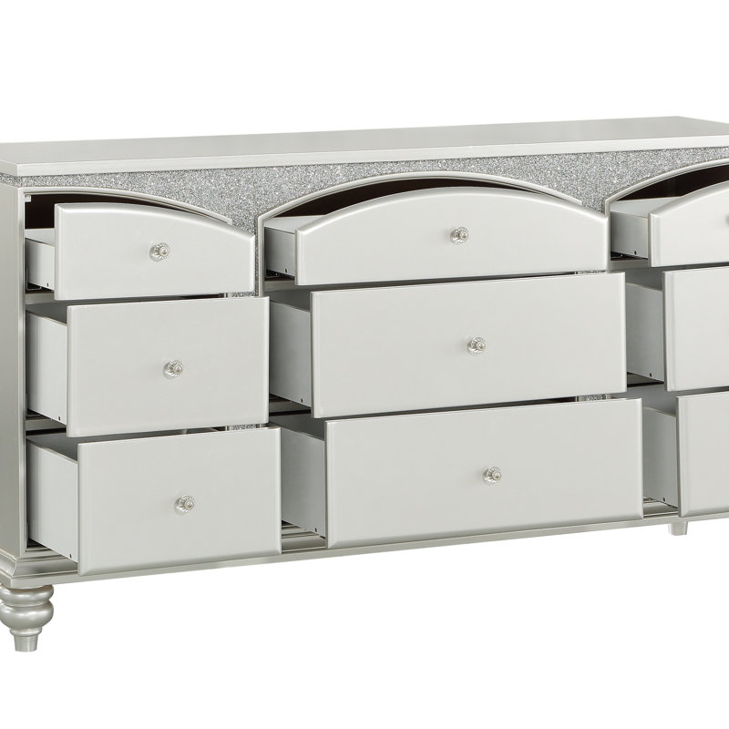 Commode à finition platine Maverick (Commode)