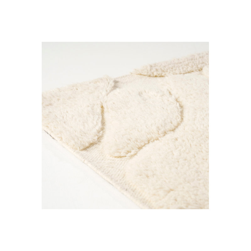 Rug Area Rug in White, Rectangle 5' x 7'5"