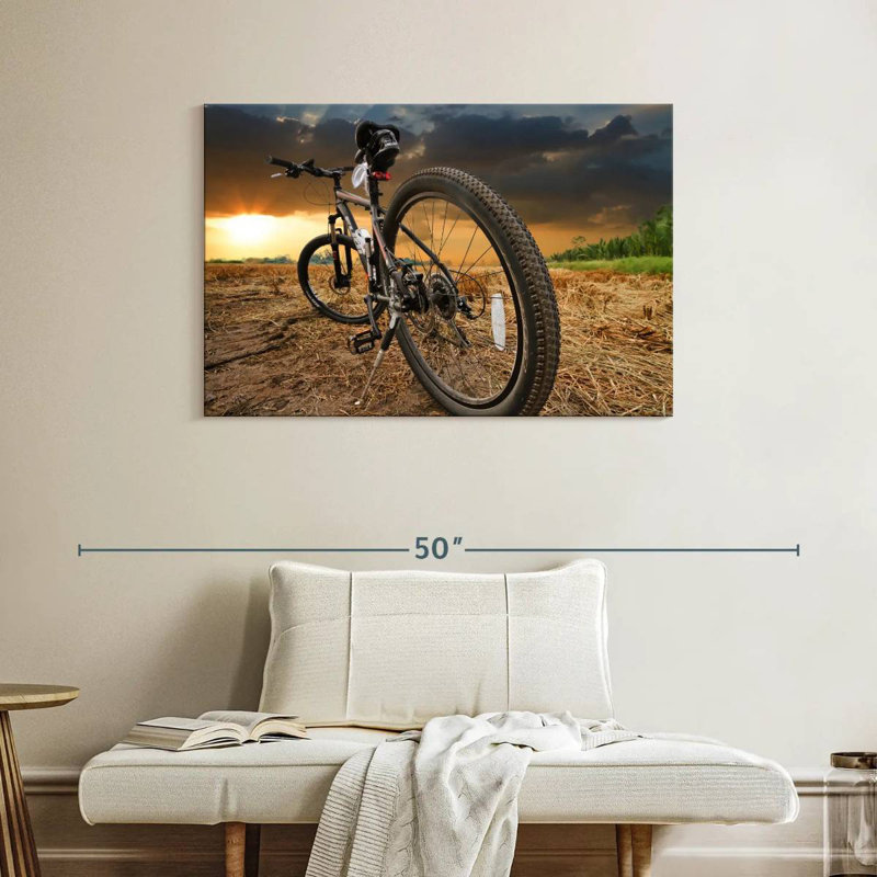 Coucher de soleil Mehar au-dessus d'un vélo, H 26 po x l 39 po