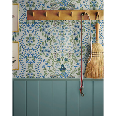 Joules Symmetrical Trellis Ditsy Creme Wallpaper