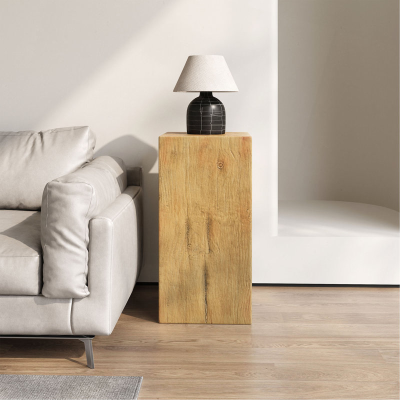 Table de bout MGO à colonne carrée aspect bois, H33,75 po, finition vieillie d'aspect bois, se mélange à différentes hauteurs, pour une utilisation à l'intérieur ou à l'extérieur