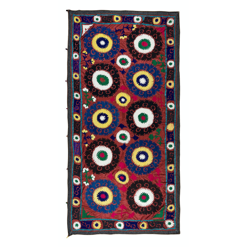 Nappe rétro de 55 x 104 po. Housse de lit en soie brodée à la main. Décoration murale décorative