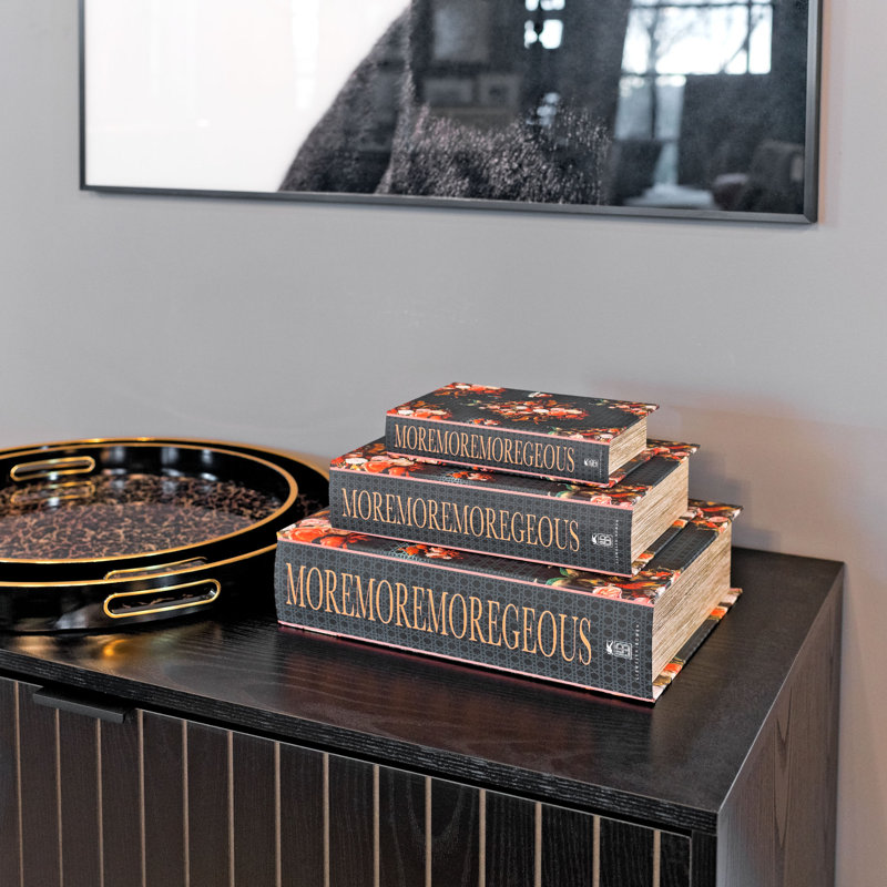 LLB- Book box set of 3 - Moregeous