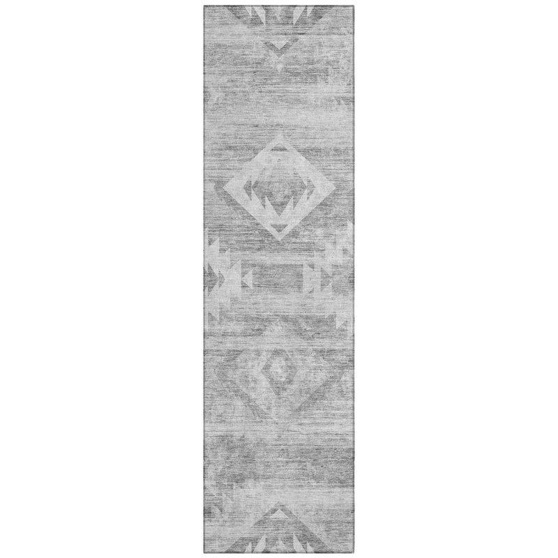 Traven Washable Southwestern Indoor / Outdoor Rug, Runner 2'3" x 7'6"