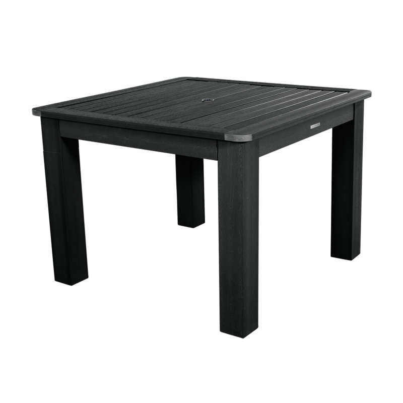 Table de salle à manger en plastique Highsmith, Noir, H 30 po x l 42 po x P 42 po