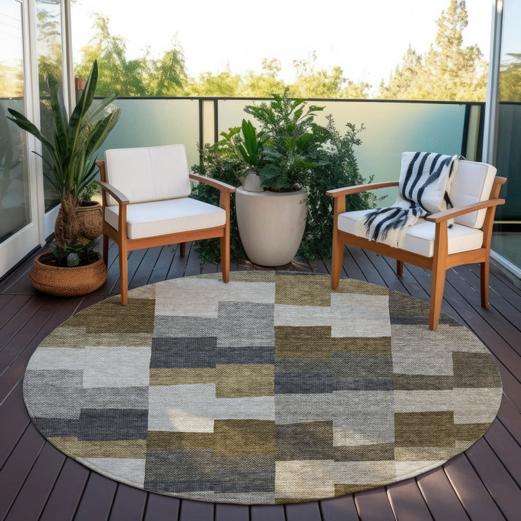  Melania Area Rug