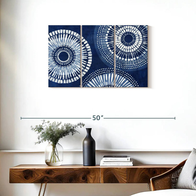 Avery Adelle I, 20" H x 33" W