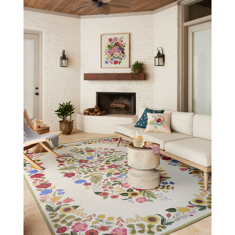 Cream Floral Wool and Synthetic Indoor/Outdoor Rug 3'-11" x 5'-11"