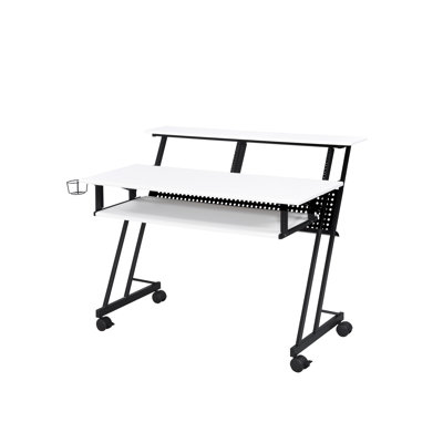 Bureau blanc et noir pour la production musicale, compatible avec les téléviseurs jusqu'à 43 pouces, zone clavier de 61 pouces, structure métallique avec tablette en bois et roulettes pour l'enregistrement musical, support, surface de 47 x 18 pouces, composants mobiles