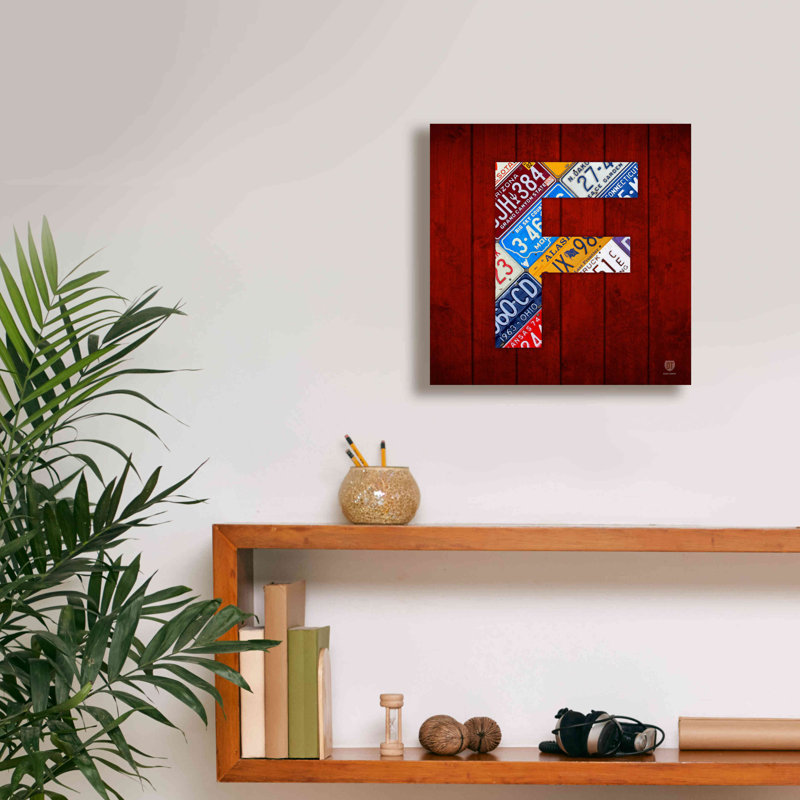 «F» par Design Turnpike, H 12 po x l 12 po x P 0,75 po